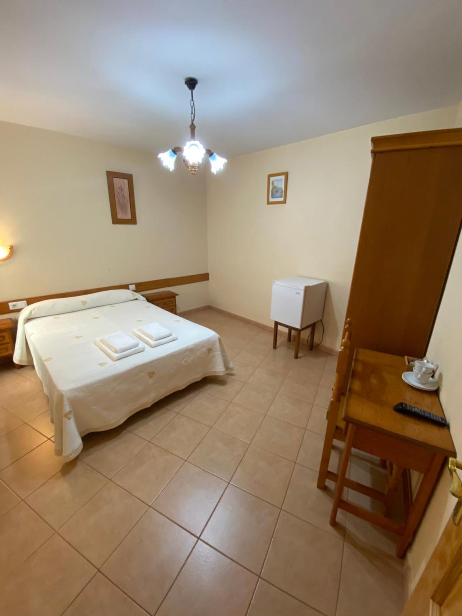 Hostal Jose Mari Ciudad-Rodrigo Eksteriør bilde